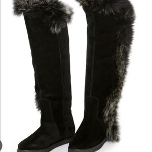 Black fur boots